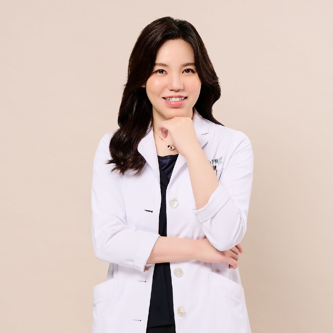 李怡萱  Yi-Xuan Lee, MD, PhD., 主任醫師.