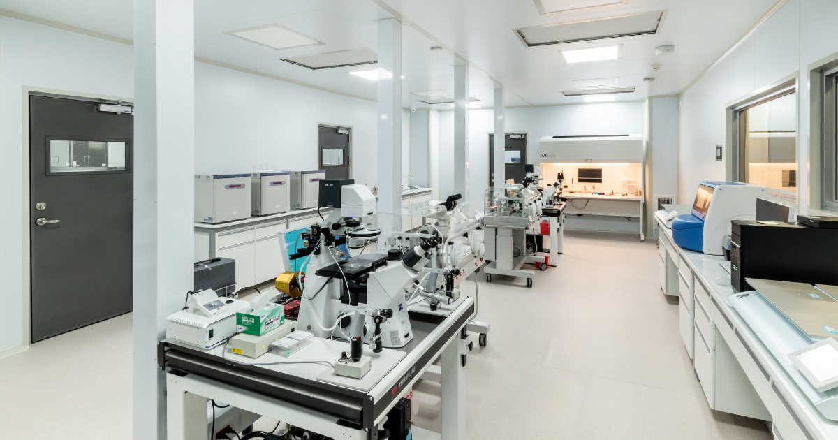 What Is In Vitro Fertilization (IVF)?  Explore 4 Advanced IVF Techniques!